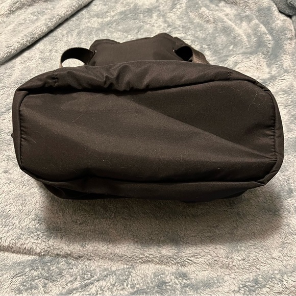 Beyond Yoga Black Minimalist Convertible Backpack – Gym to Work, OS - Picture 3 of 11